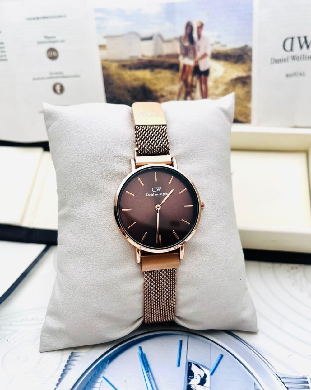 Daniel Wellington Classic Petite Watch – Black Mesh Strap, White Dial - Image 4