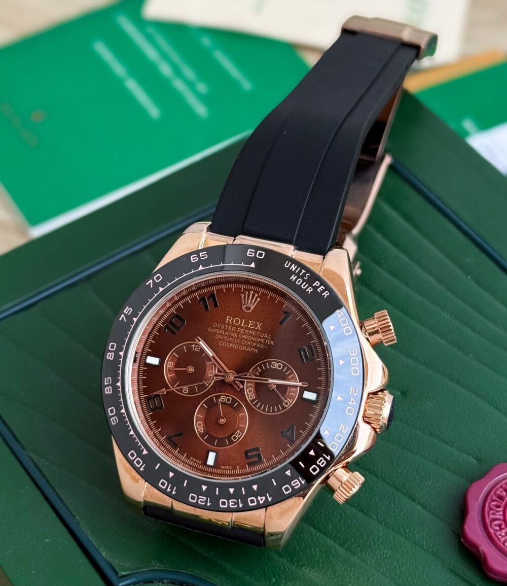 *Classic style meets superp functional ;the iconic fluting found on many Rolex classic watches. Have a look on this timepiece.*❣ - Image 2