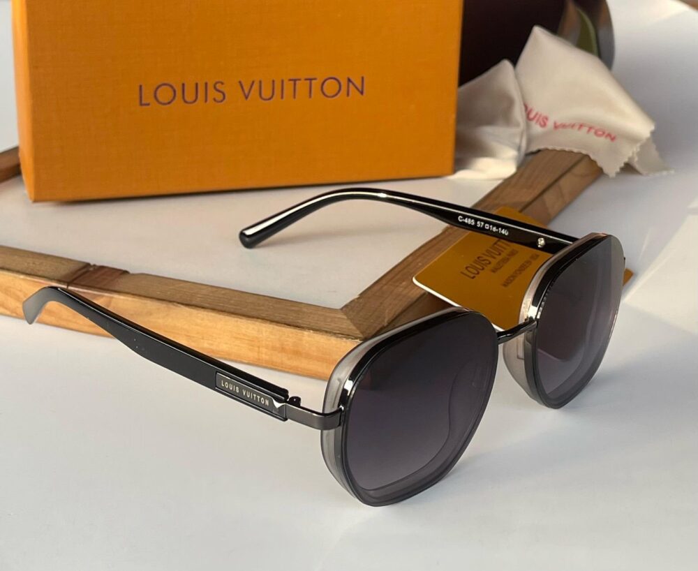 *LOUIS VUITTON SUNGLASSESS*

*UNISEX MODEL* - Image 10