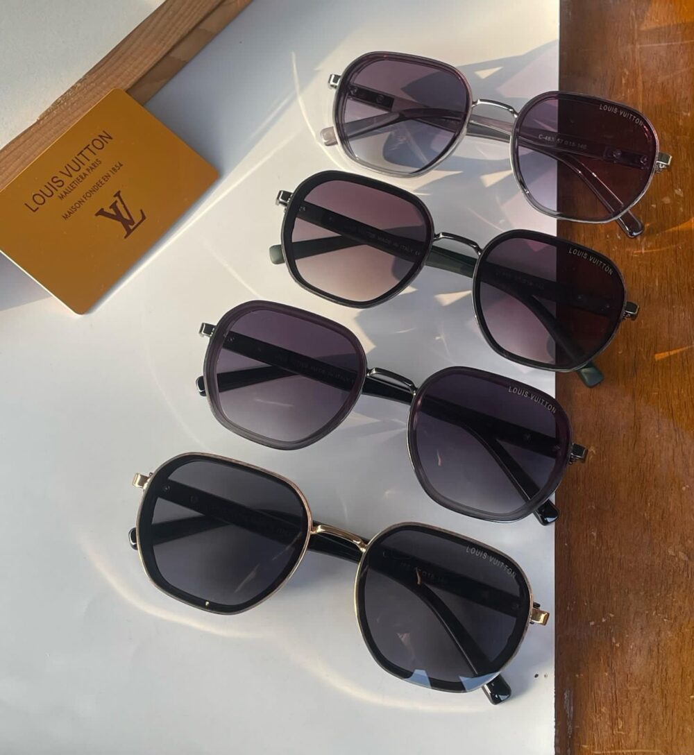 *LOUIS VUITTON SUNGLASSESS*

*UNISEX MODEL* - Image 6