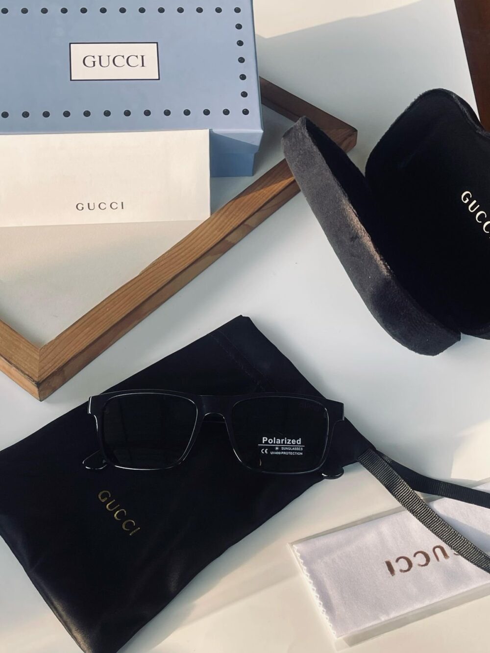 *GUCCI-SUNGLASSESS*

*UNISEX MODEL*
*LENS QUALITY POLARIZED*