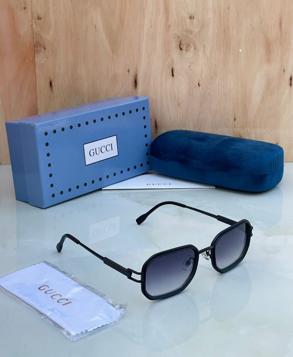 *BRAND-GUCCI*

*UNISEX MODEL* - Image 2