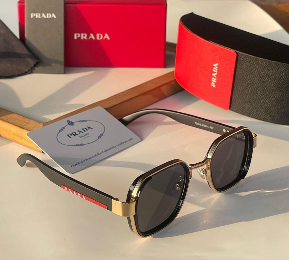 *PRADA SUNGLASSESS*

*UNISEX MODEL* - Image 2