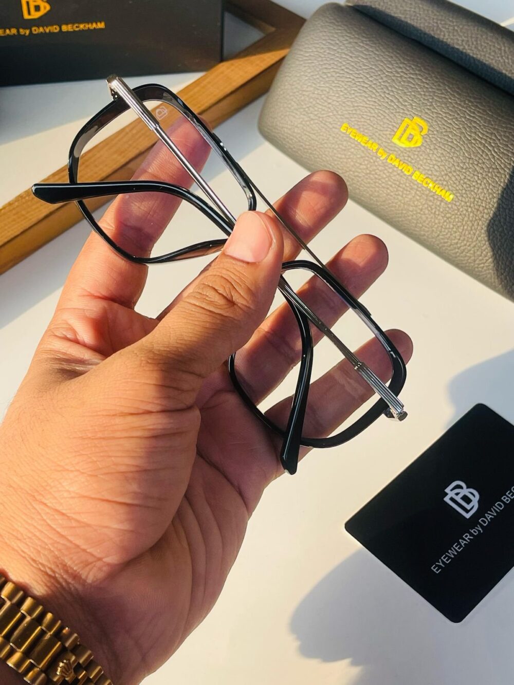 *DAIVD BECKHAM TRANSPARENT LENS*

*USE POWER LESN. UNISEX MODEL*

*PREMIUM QUALITY FRAME* - Image 5