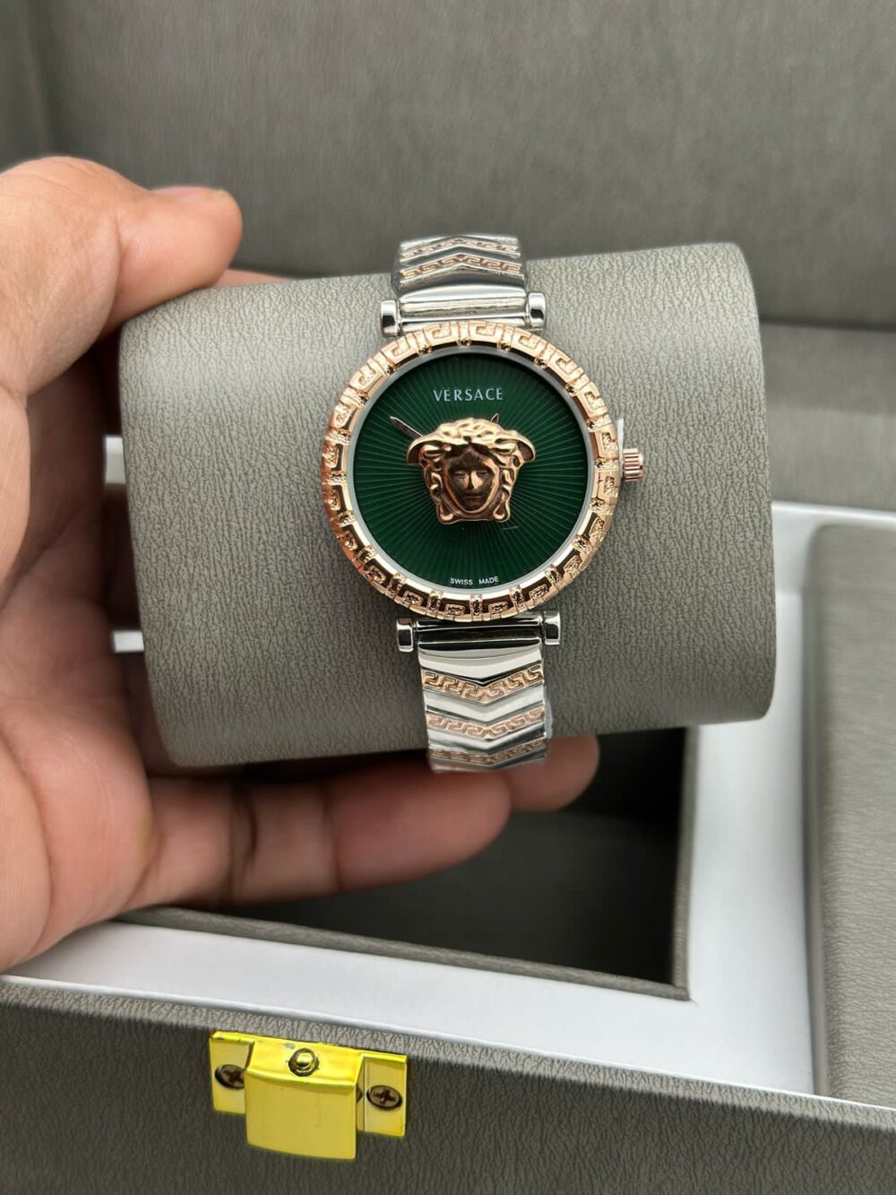 VERSACE 
LADIES WATCH - Image 6