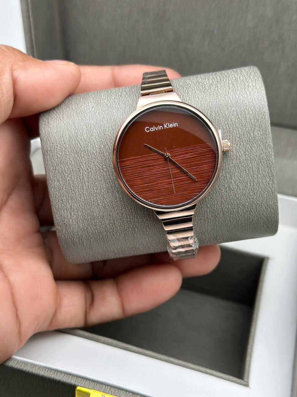 CK
LADIES WATCH - Image 2