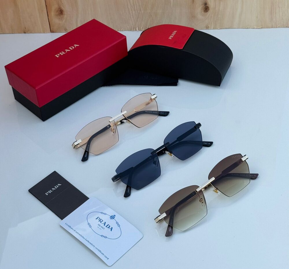 *BRAND-PRADA*

*UNISEX MODEL* - Image 2
